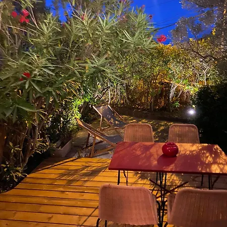Petite Maison Cocooning A Les Mimosas *