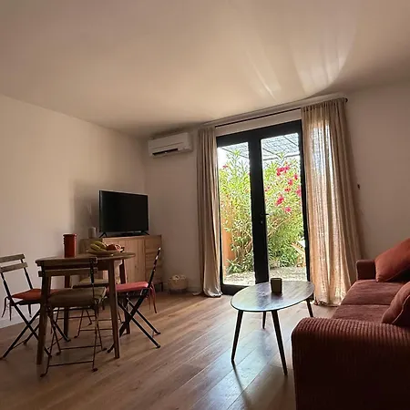 Dom wakacyjny Petite Maison Cocooning A Les Mimosas