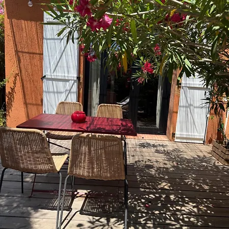 Petite Maison Cocooning Classee 3 Etoiles A Les Mimosas * Bormes-les-Mimosas